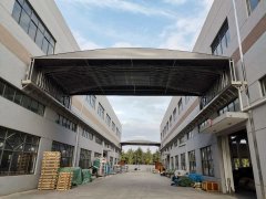 一般（bān）戶外遮陽雨棚（péng）搭法，定製戶外遮陽雨棚